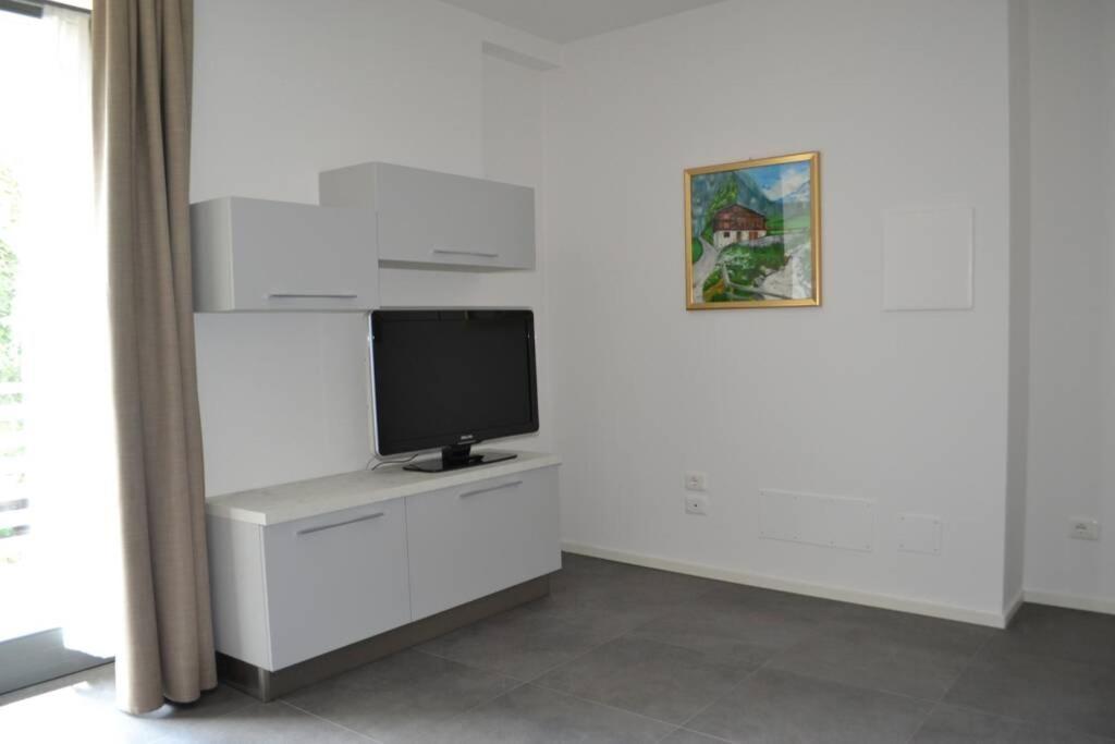 Appartamento Casa Alpi Malè Εξωτερικό φωτογραφία