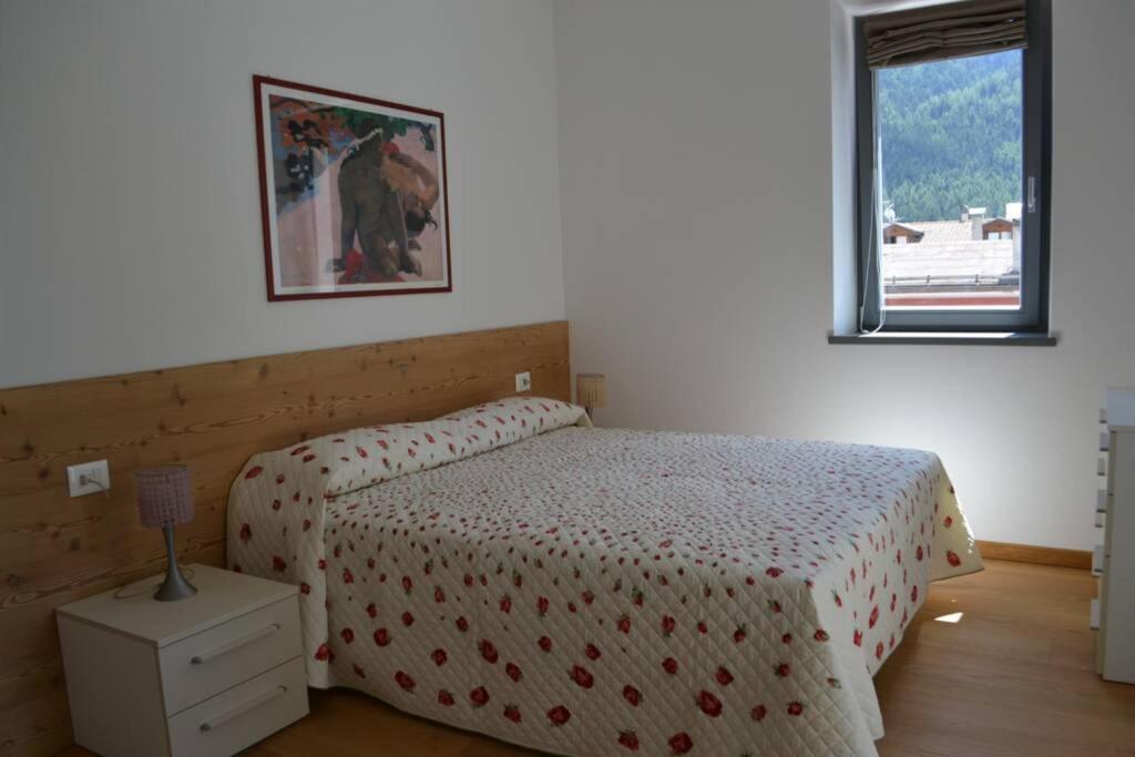 Appartamento Casa Alpi Malè Εξωτερικό φωτογραφία